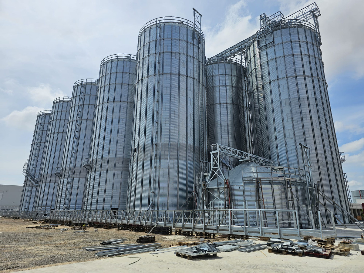 SIlos with Fumigation
