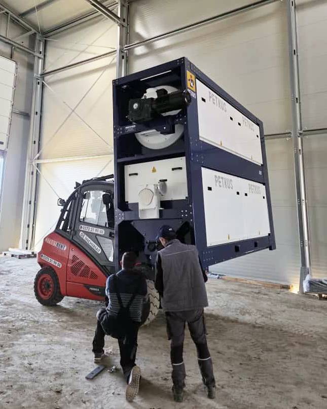 Mechanical assembly of Seed treatment station
