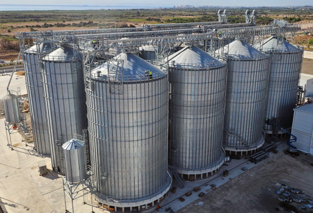 silos