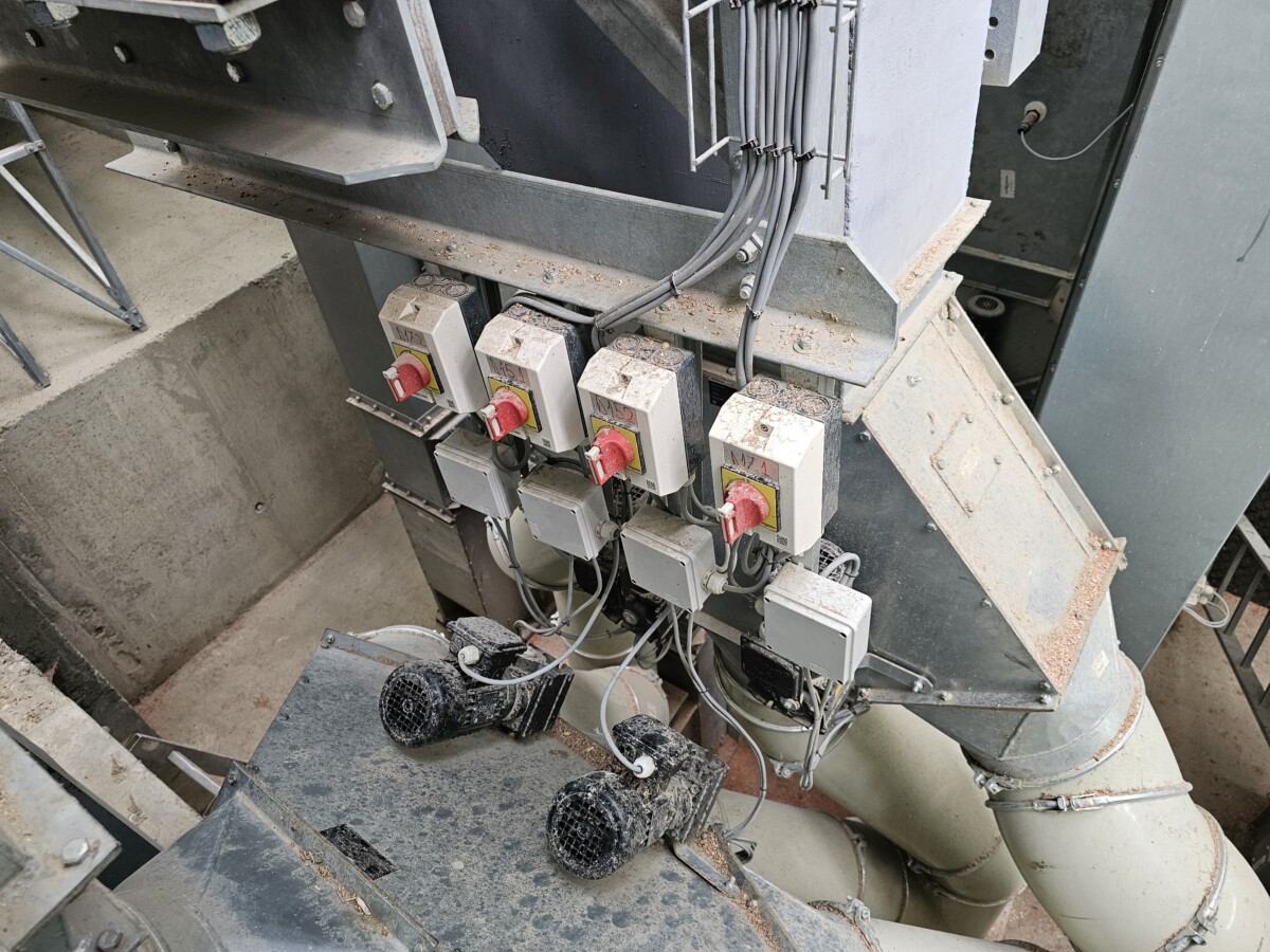 Instalatii electrice si automatizari